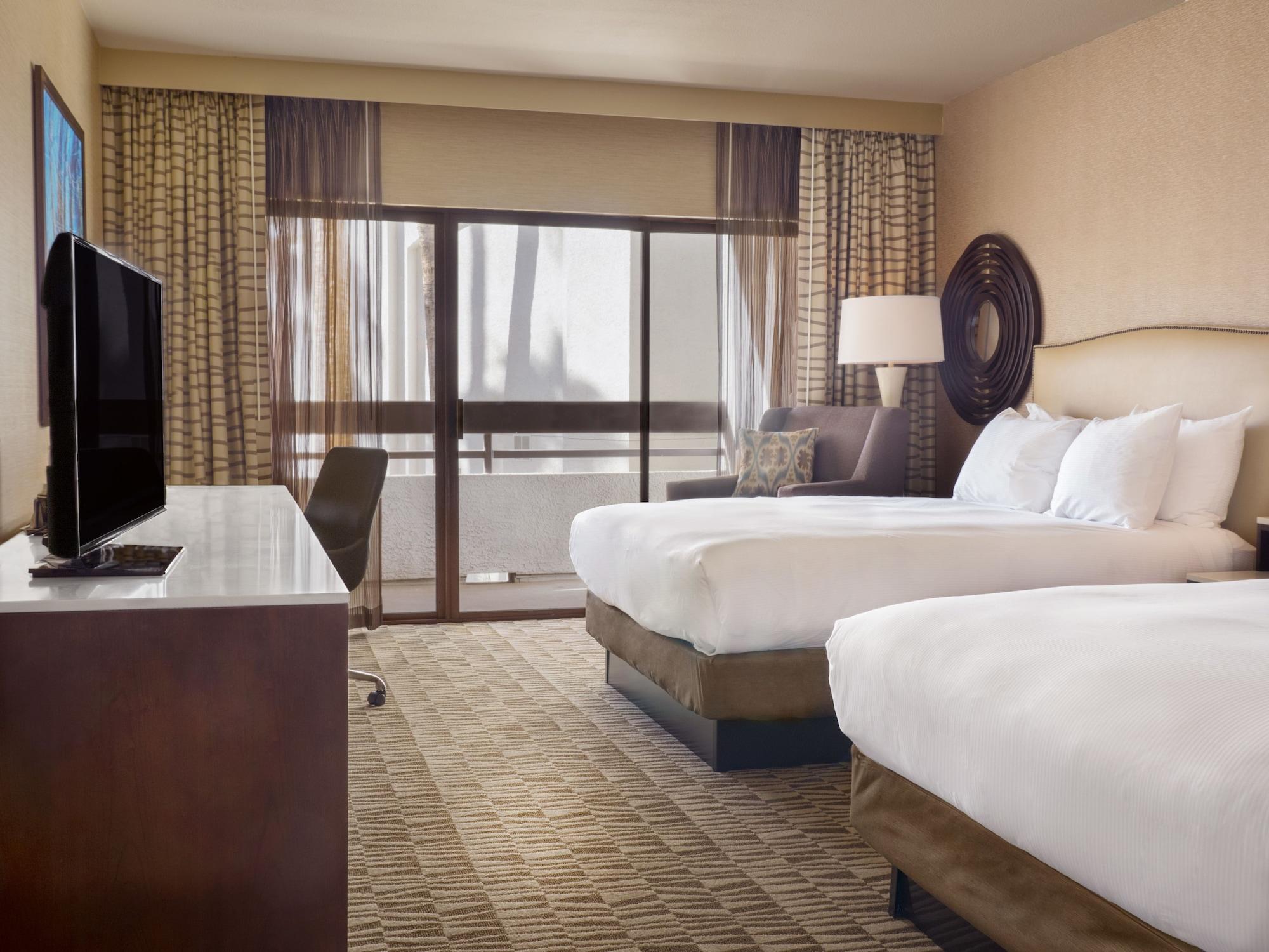 Hilton Phoenix Airport Екстер'єр фото
