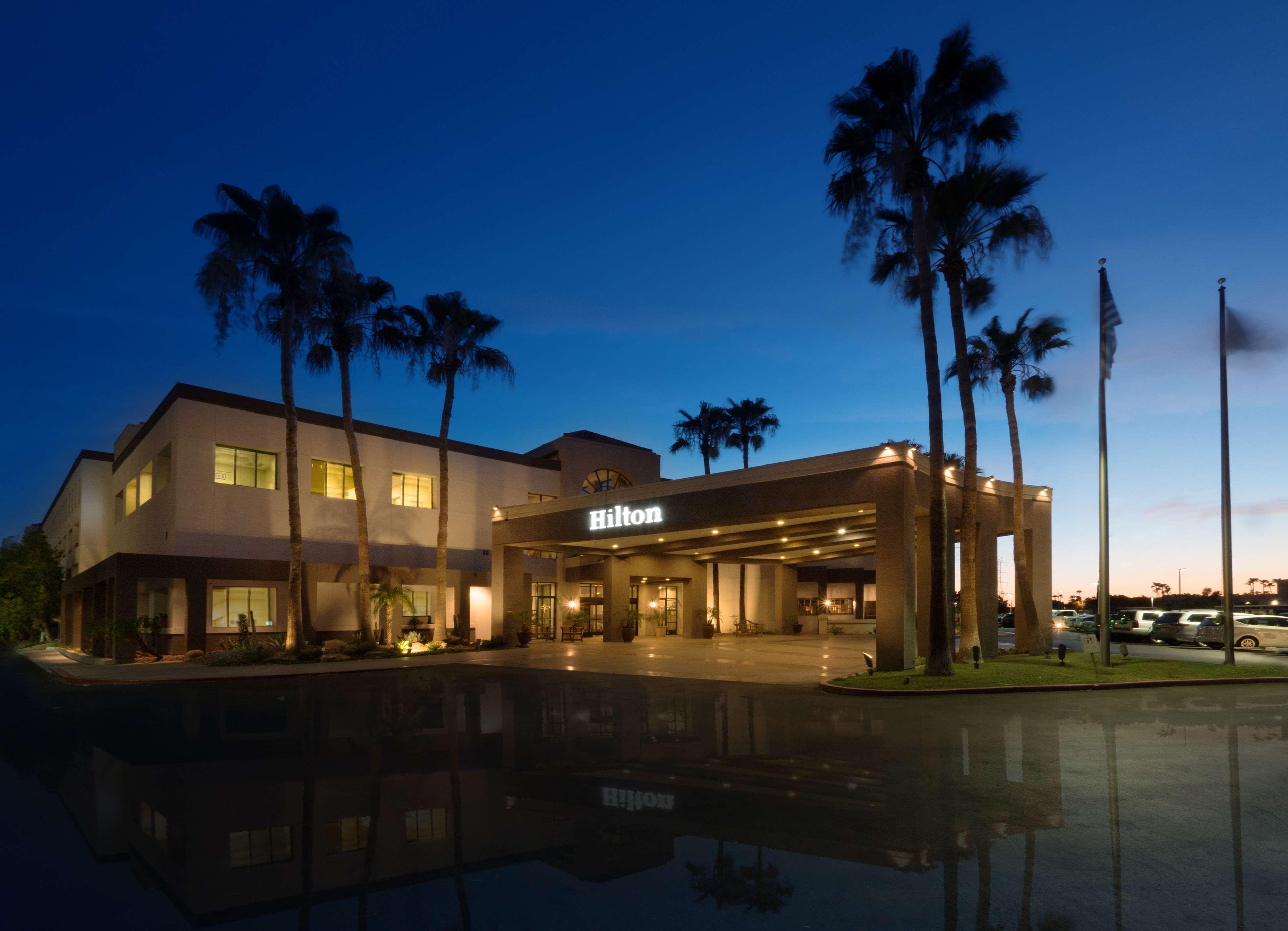 Hilton Phoenix Airport Екстер'єр фото