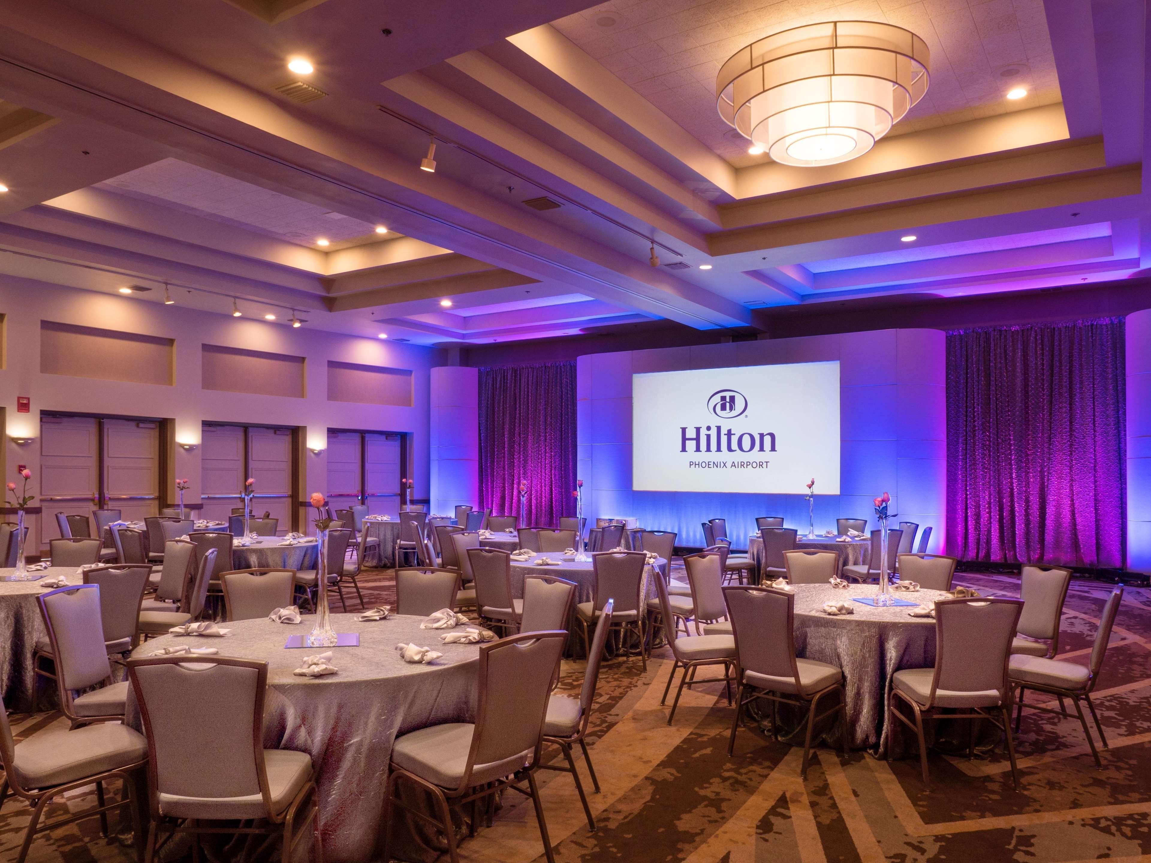 Hilton Phoenix Airport Екстер'єр фото