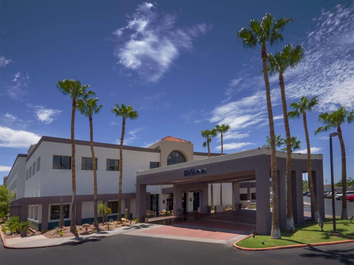 Hilton Phoenix Airport Екстер'єр фото