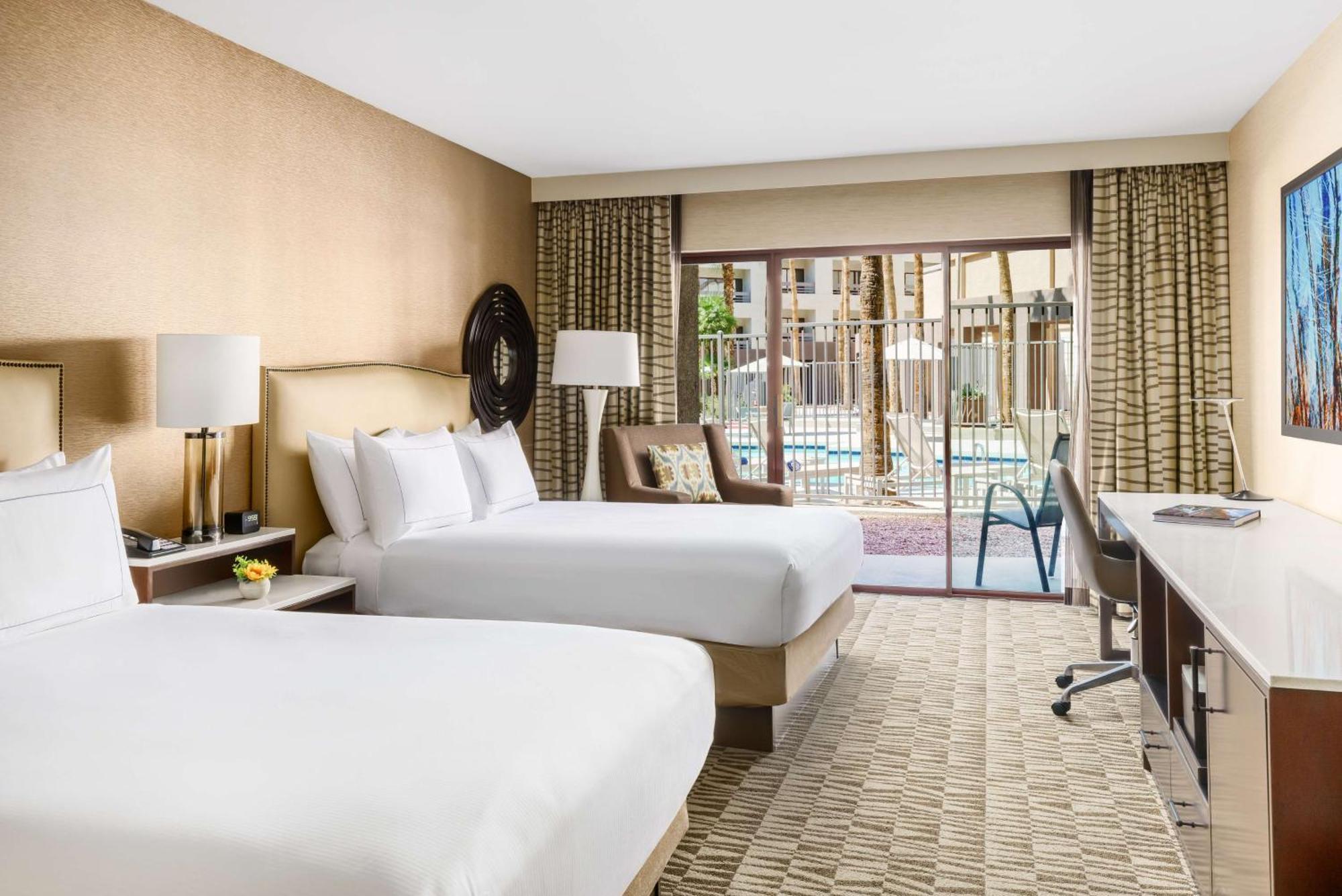Hilton Phoenix Airport Екстер'єр фото