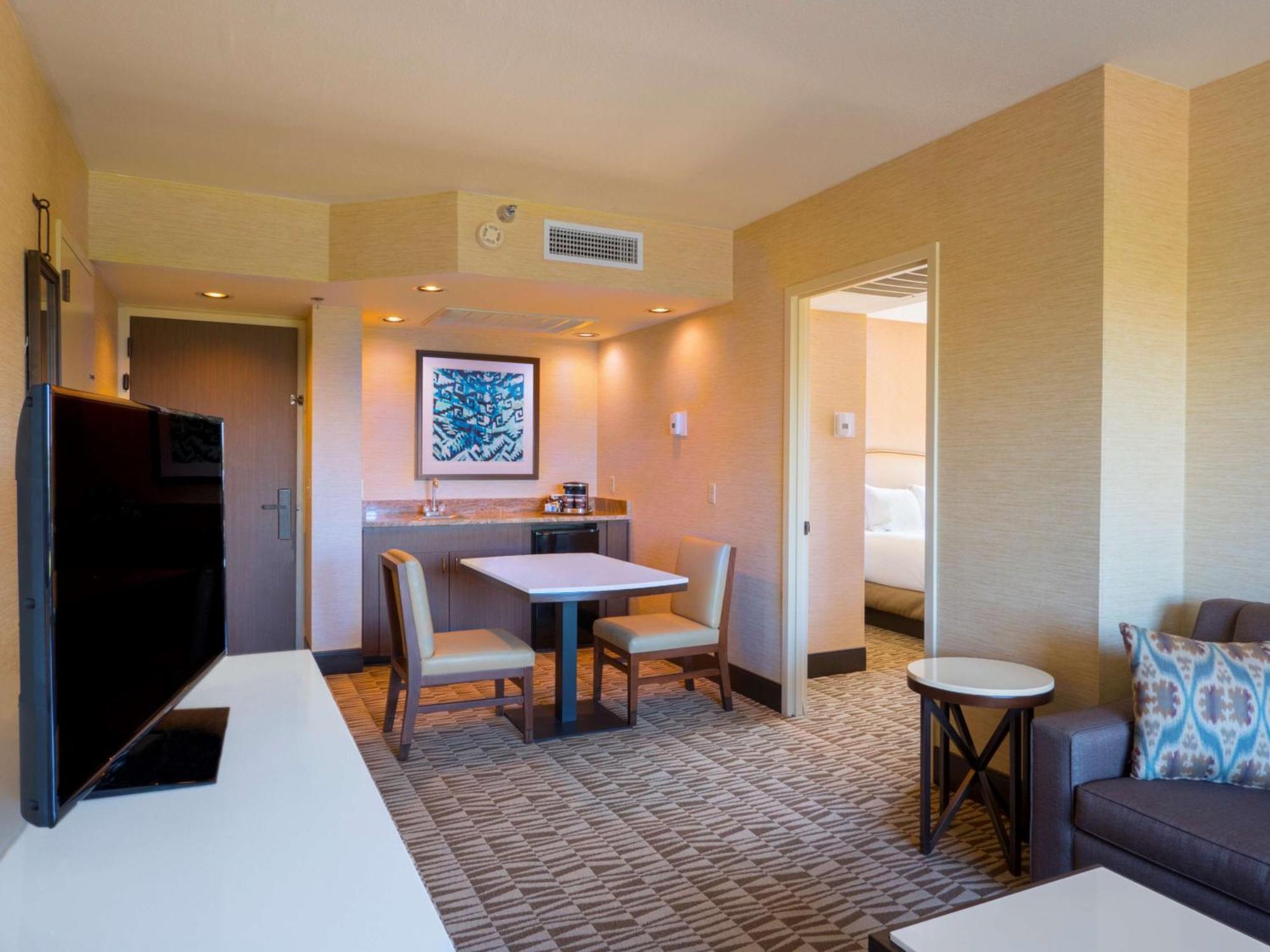 Hilton Phoenix Airport Екстер'єр фото