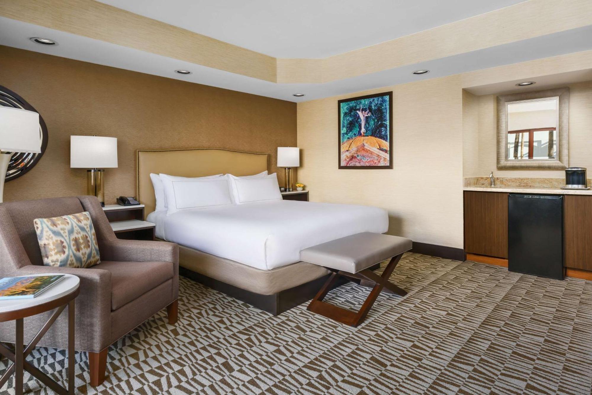 Hilton Phoenix Airport Екстер'єр фото