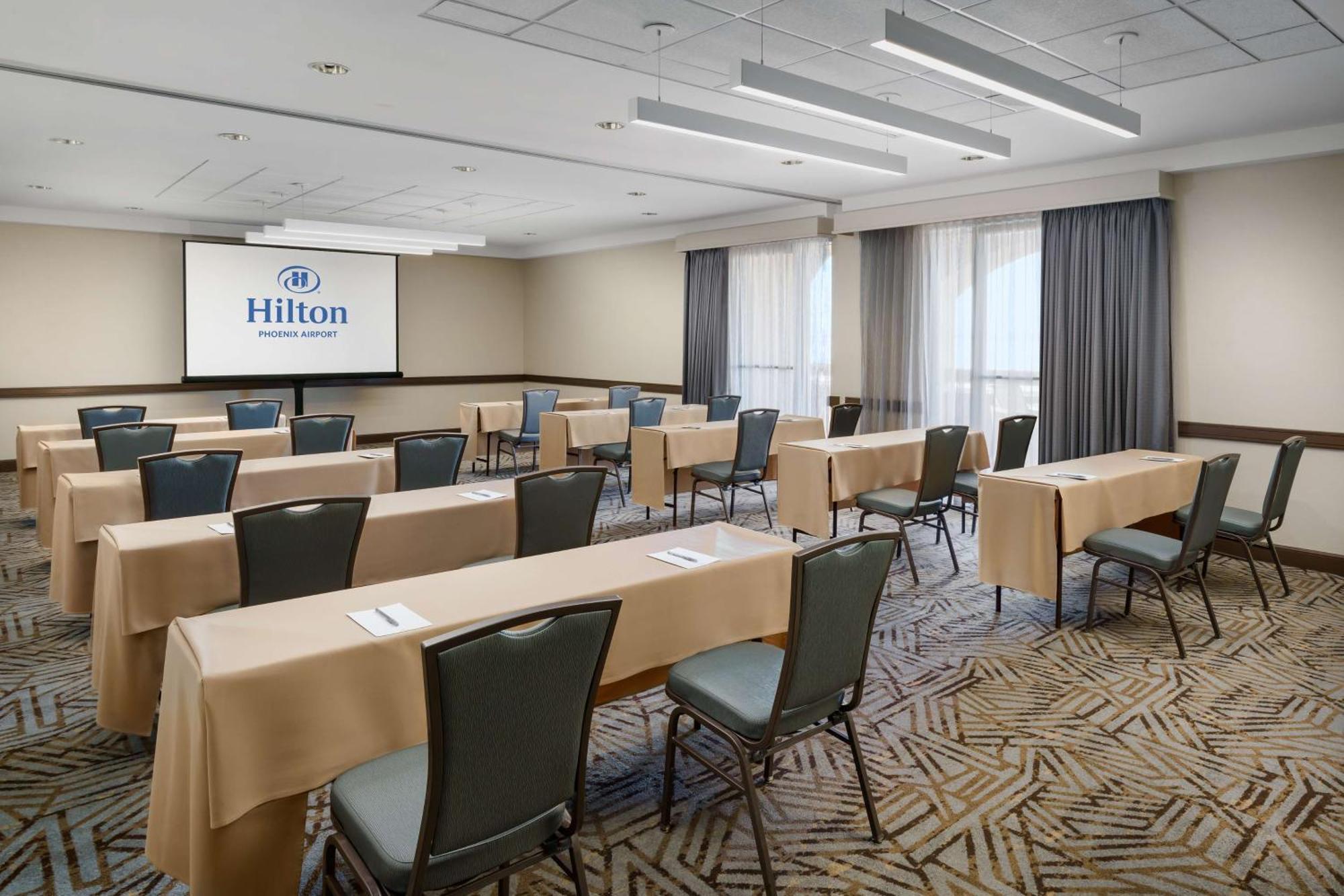 Hilton Phoenix Airport Екстер'єр фото